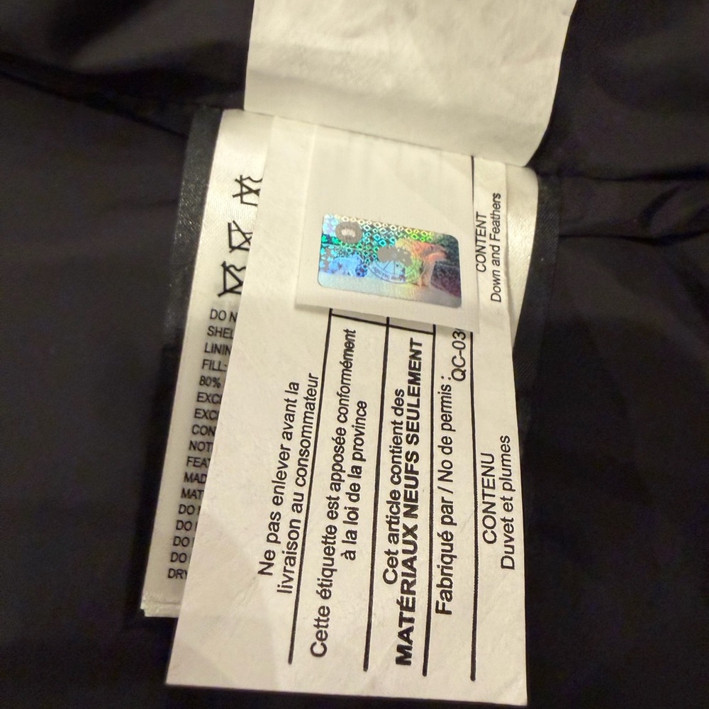 Canada Goose Black Quilted Vest - Picture 7 of 7